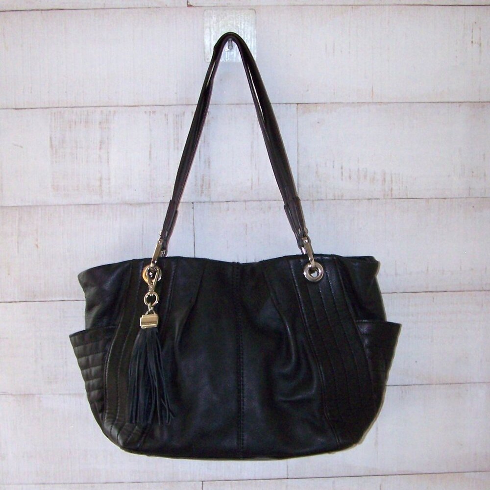 Tiganello Black Leather Shoulder Bag with Matching Key Fob